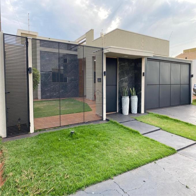 Casa 3 Quartos Dourados - MS - Conjunto Residencial Monte Carlo